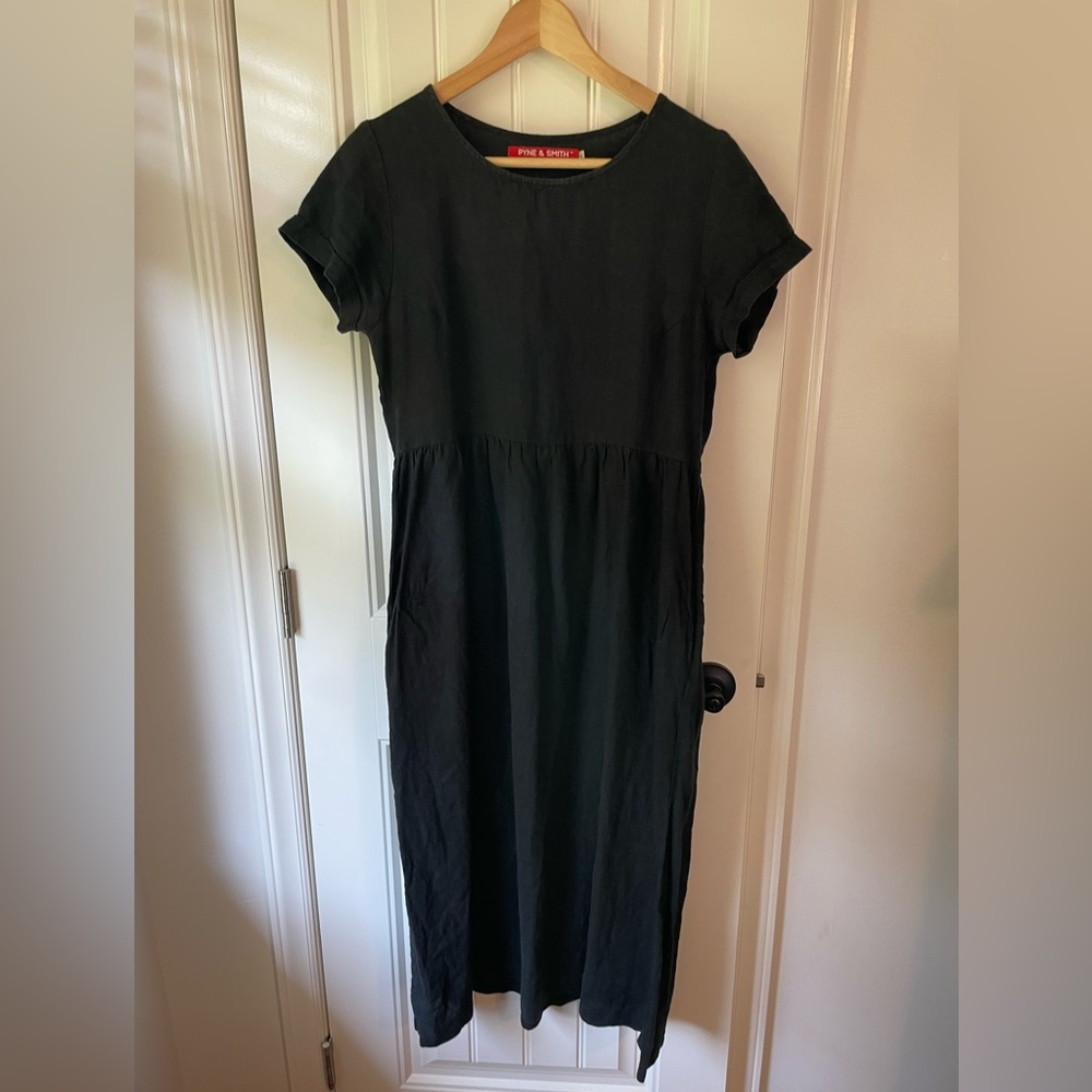 Pyne + Smith No 17 - Black - Size Small